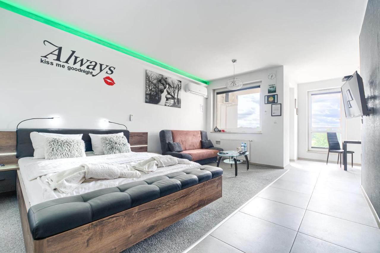 Top Oder Apartments- Private Parking Шчечин Екстериор снимка
