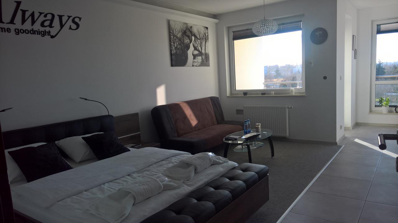 Top Oder Apartments- Private Parking Шчечин Екстериор снимка