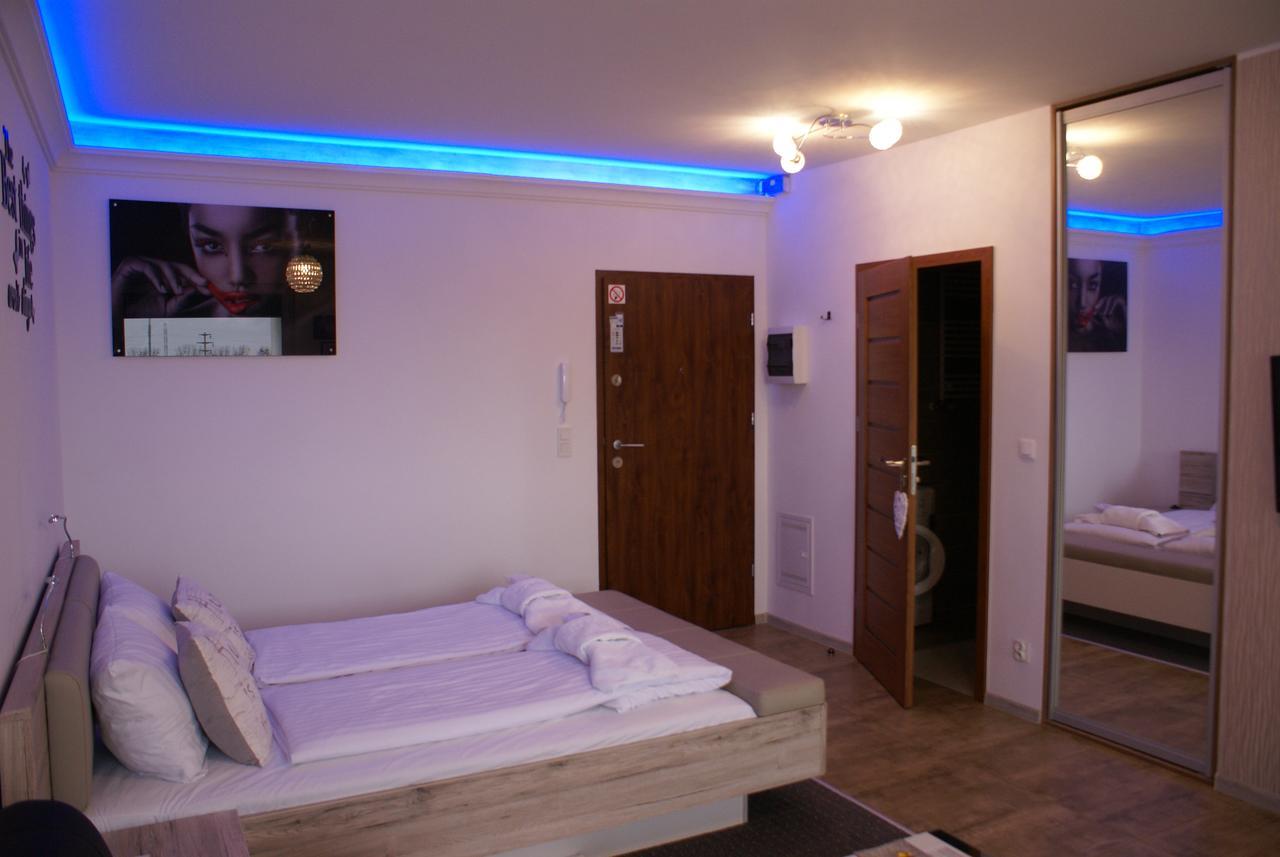 Top Oder Apartments- Private Parking Шчечин Екстериор снимка